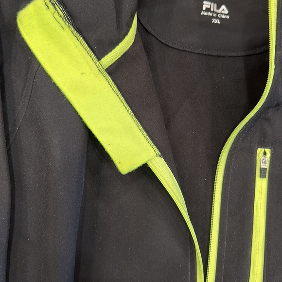 NWT💙FILA MENS BLACK ZIP UP PERFORMANCE JACKET WITH BRIGHT GREEN TRIM SIZE XXL - Picture 7 of 11